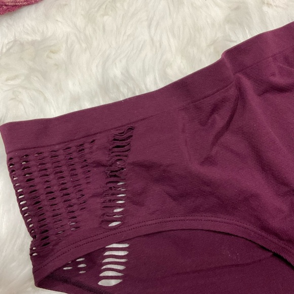 Bombshell Victoria's Secret Lace Bra Set in Burgundy - Picture 6 of 15